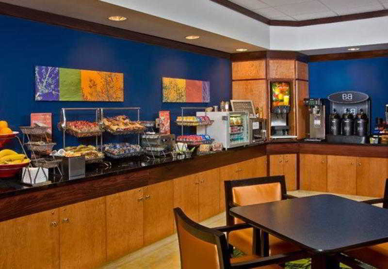 Fairfield Inn & Suites Indianapolis Avon Restaurant billede